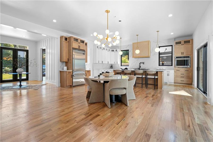 Furnished interior view inside a new home in , Atlanta (Image 9).