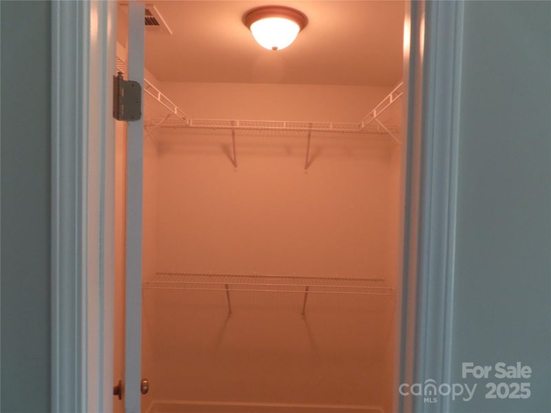 Image 16 of a home in .