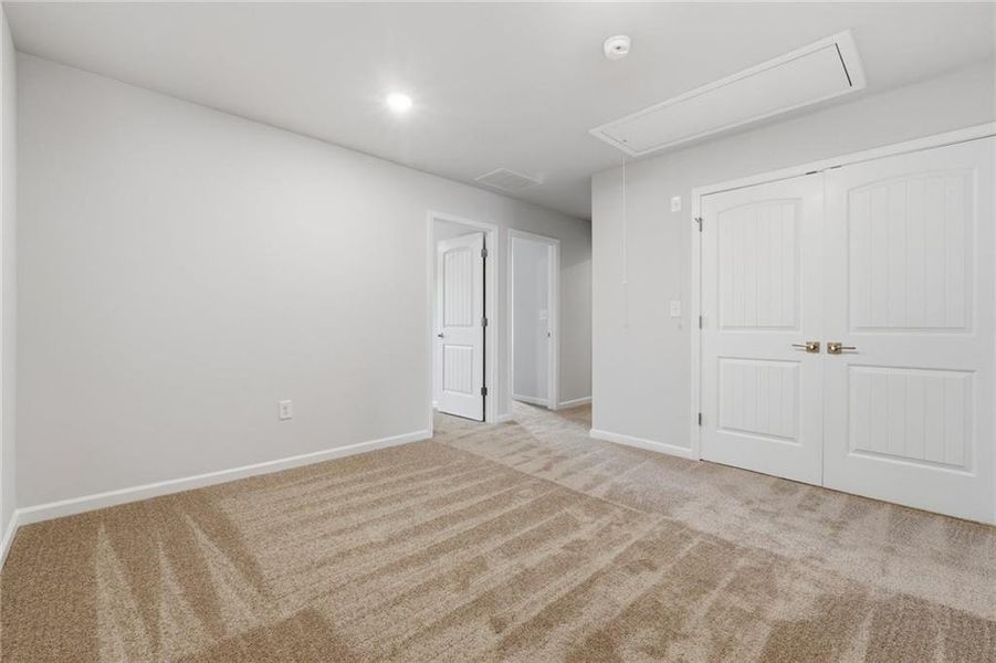 Spacious, unfurnished interior of a new home in Parkway James, Snellville (Image 30). Spacious, unfurnished interior of a new home in Parkway James, Snellville (Image 30).