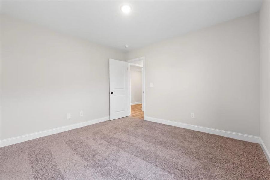 Spacious, unfurnished interior of a new home in Meadow Ridge Estates, Josephine (Image 29).