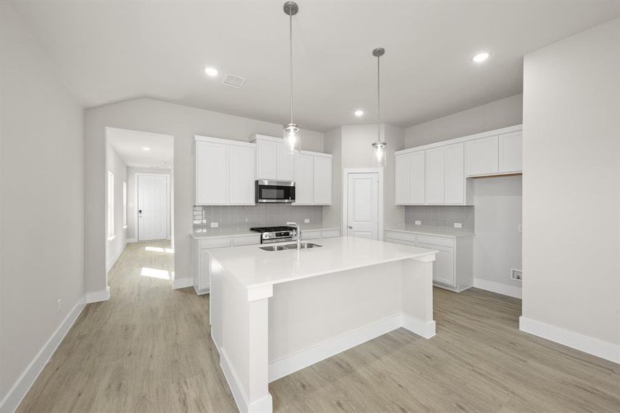 7404 Summer Sunset- Kitchen-2