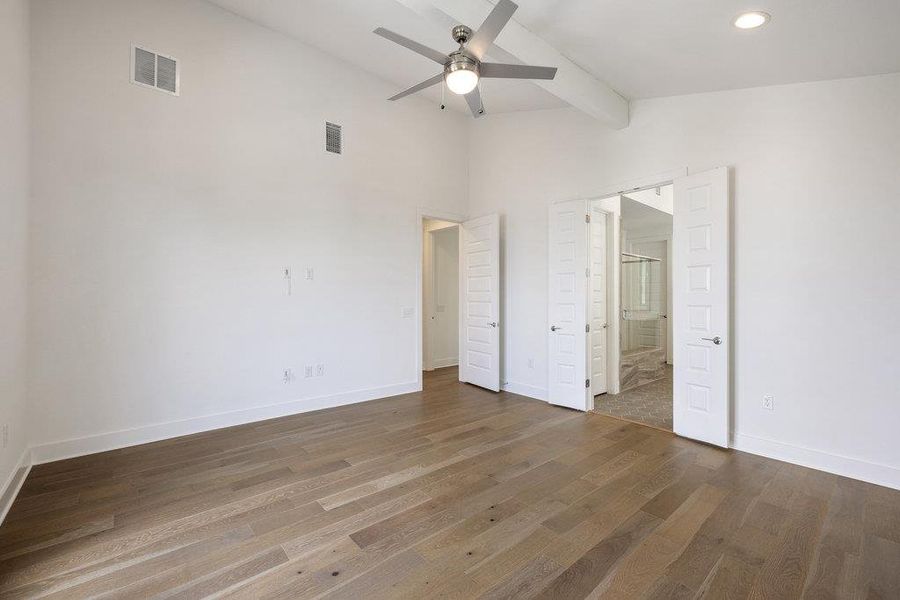 Spacious, unfurnished interior of a new home in Agave, Austin (Image 32).