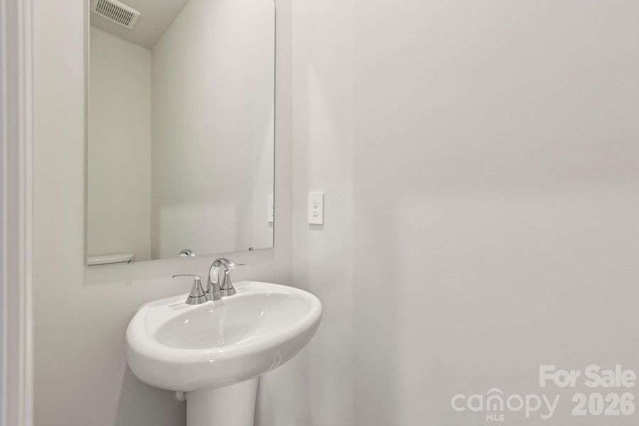 Photo is not of the actual home, but is an inspirational photo of builder’s model home and may depict options, furnishings, and/or decorator features that are not included Photo is not of the actual home, but is an inspirational photo of builder’s model home and may depict options, furnishings, and/or decorator features that are not included