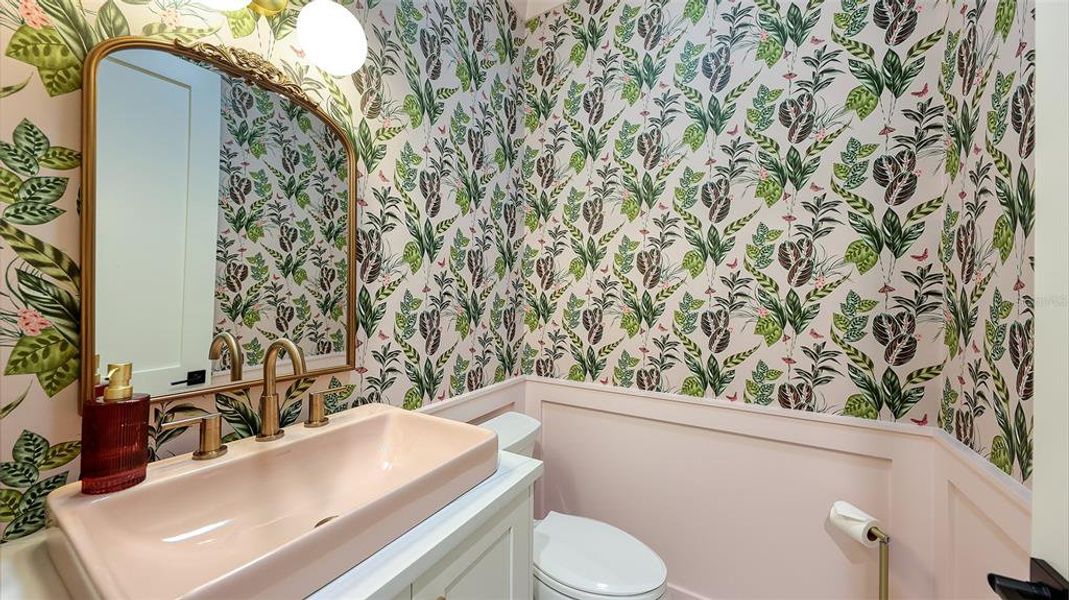 Furnished interior view inside a new home in , Sarasota (Image 51).