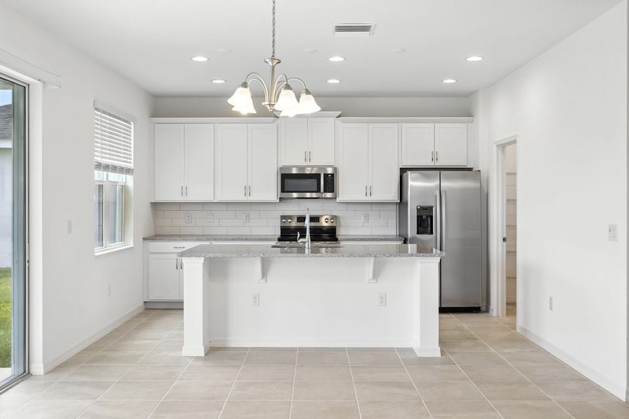 Image 13 of a home in Lake Lincoln.