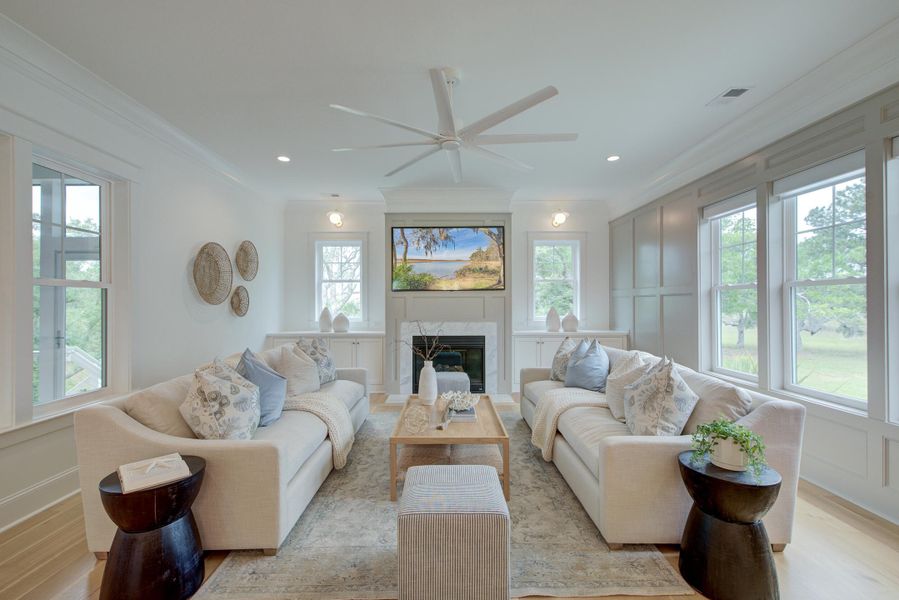 Furnished interior view inside a new home in Daniel Island Park, Charleston (Image 5).