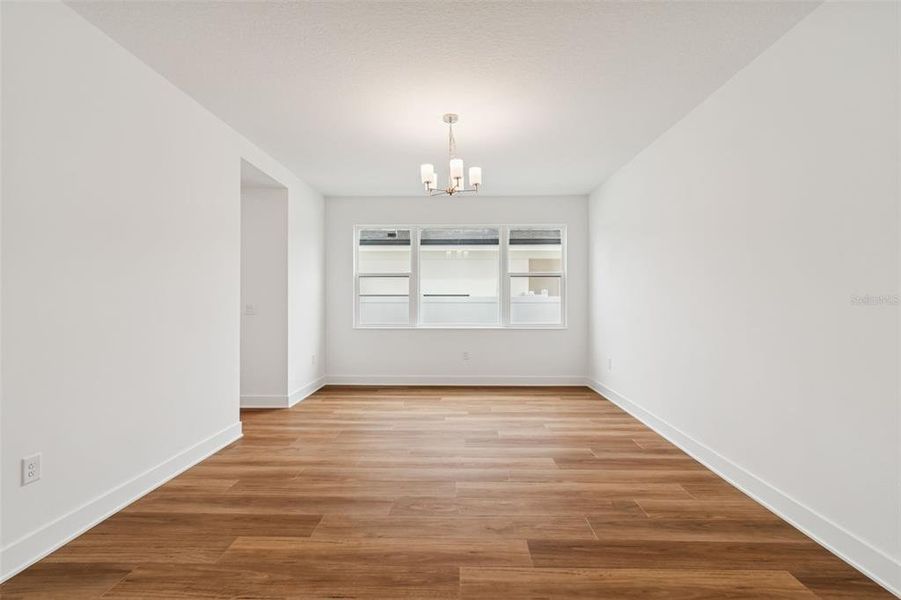 Spacious, unfurnished interior of a new home in , Tampa (Image 47).