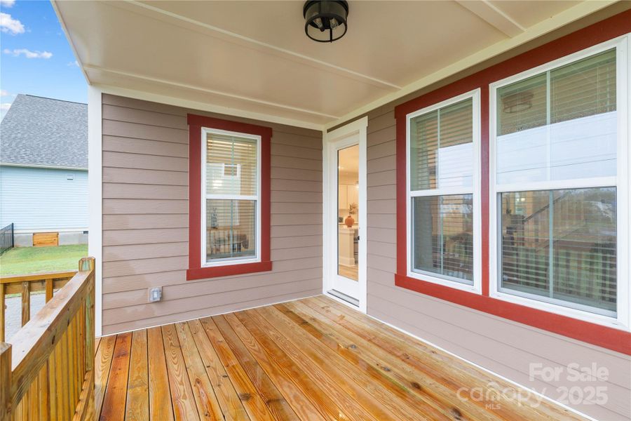 Spacious, unfurnished interior of a new home in Riverwalk, Rock Hill (Image 22).