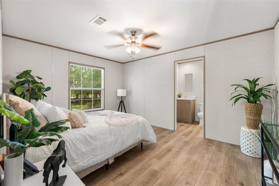Furnished interior view inside a new home in , Bronson (Image 14).