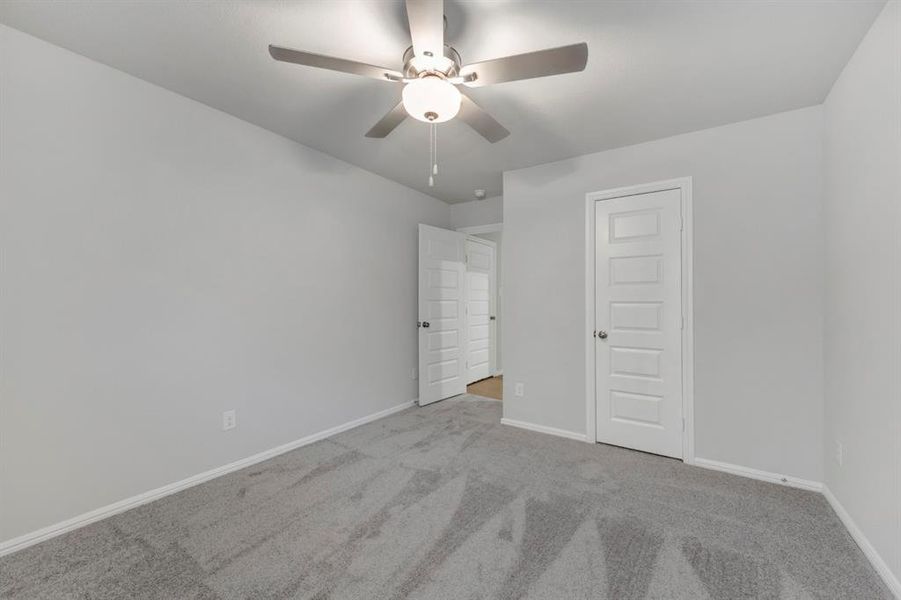 Spacious, unfurnished interior of a new home in Verandah, Royse City (Image 16).