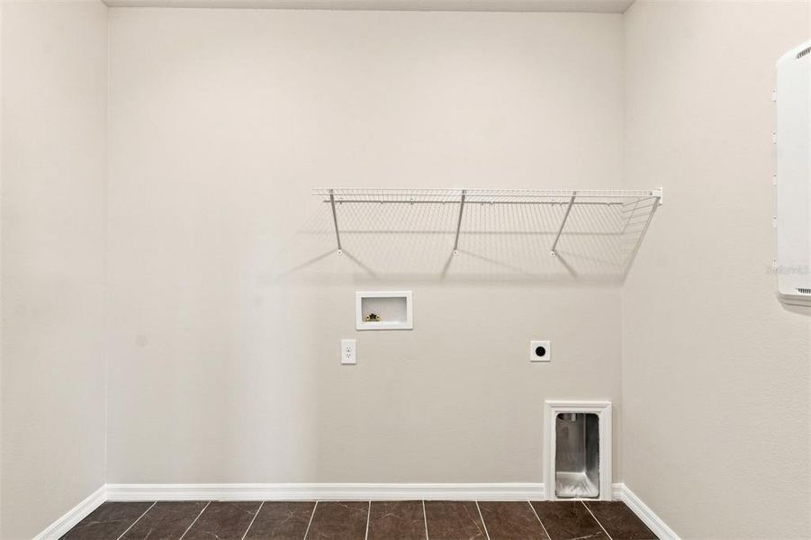 Spacious, unfurnished interior of a new home in Southwind – Executive Series, Plant City (Image 13).