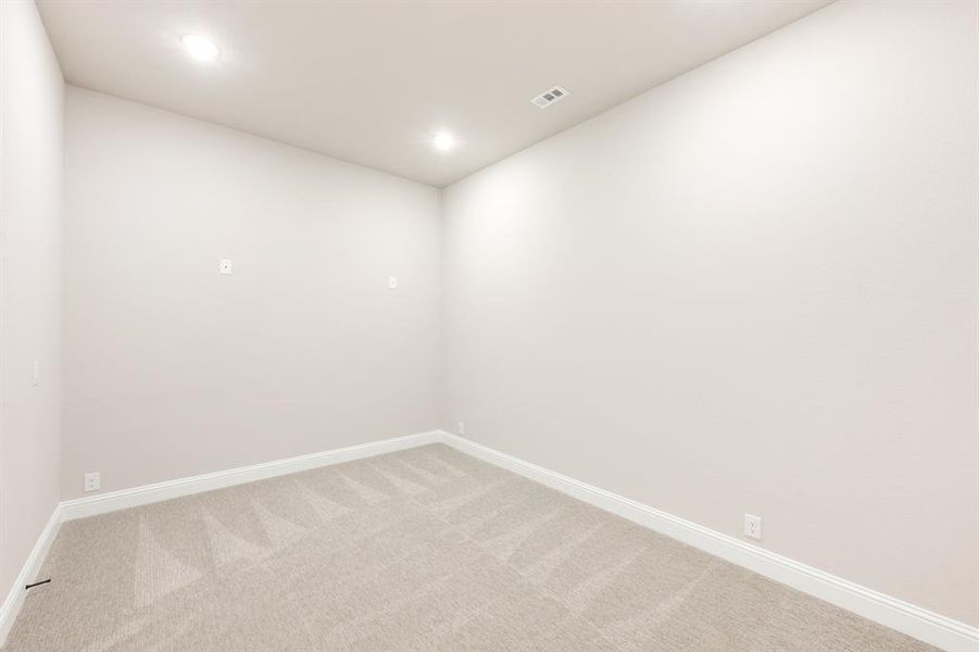 Spacious, unfurnished interior of a new home in Meraki, Forney (Image 14).
