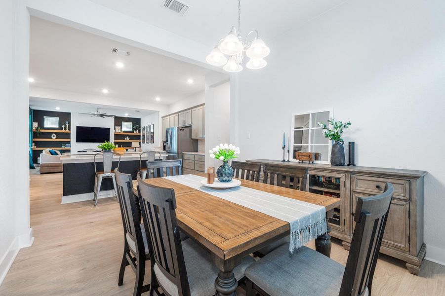 Furnished interior view inside a new home in , Leander (Image 31). Furnished interior view inside a new home in , Leander (Image 31).