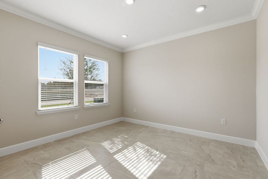 Spacious, unfurnished interior of a new home in Headwaters at Lofton Creek, Yulee (Image 24). Spacious, unfurnished interior of a new home in Headwaters at Lofton Creek, Yulee (Image 24).