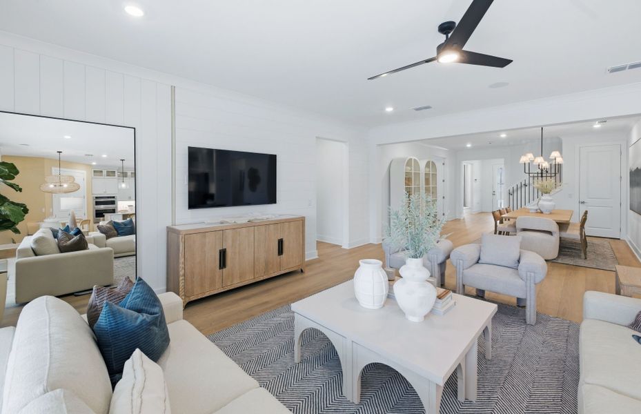 Representative furnished interior of a home built from the Easley Grande by Pulte Homes in Reagan Landing, Bradenton (Image 11).