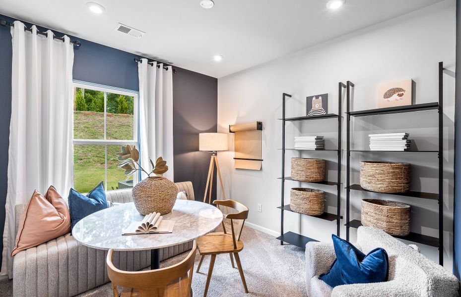 Representative furnished interior of a home built from the Hampton by Pulte Homes in Indigo Park, Easley (Image 12).