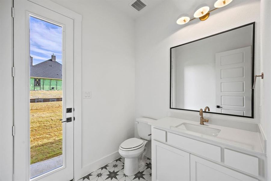 Furnished interior view inside a new home in Harper Estates, Celina (Image 6).