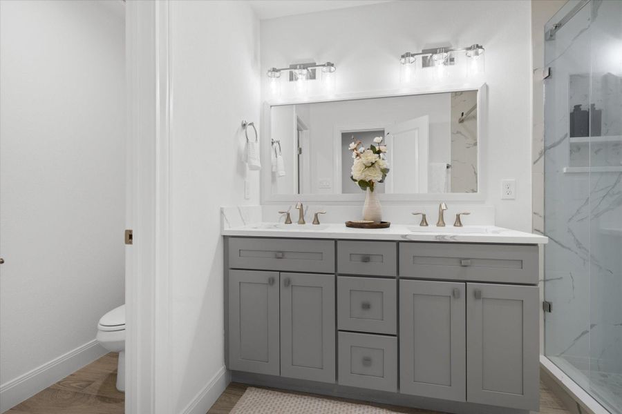 **ALL PHOTOS ARE FROM PREVIOUS HOME BUILT WITH SIMILAR FINISHES & MIRRORED FLOOR PLAN. **ALL PHOTOS ARE FROM PREVIOUS HOME BUILT WITH SIMILAR FINISHES & MIRRORED FLOOR PLAN.