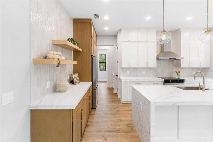 Furnished interior view inside a new home in , Port Charlotte (Image 16).