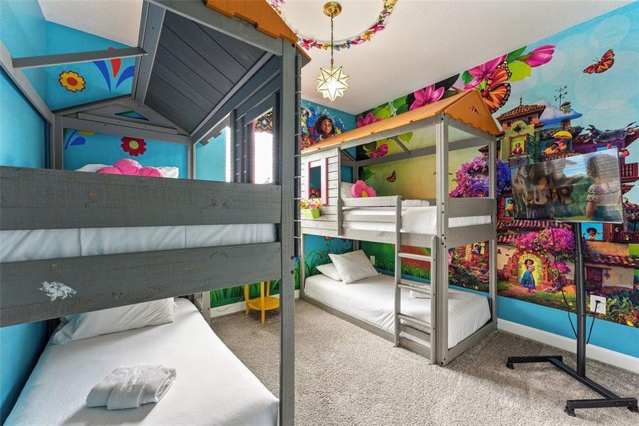 Furnished interior view inside a new home in , Davenport (Image 23).