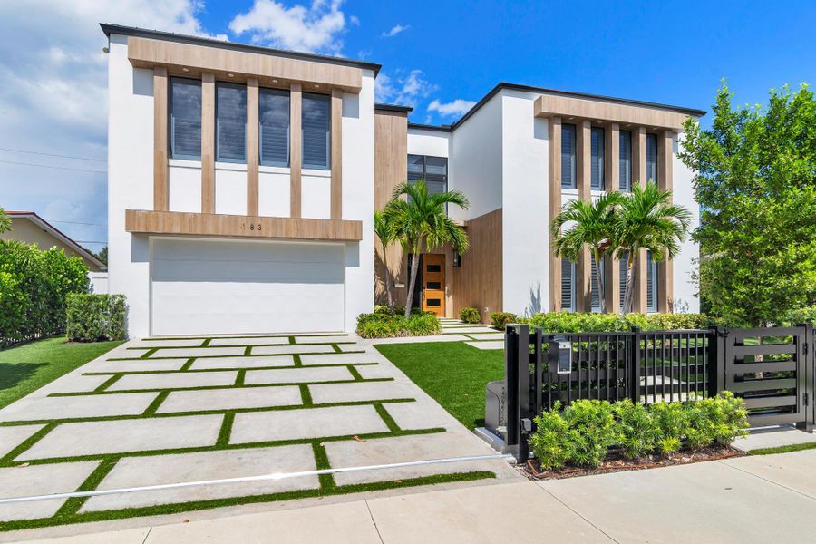 Image 28 of a home in .