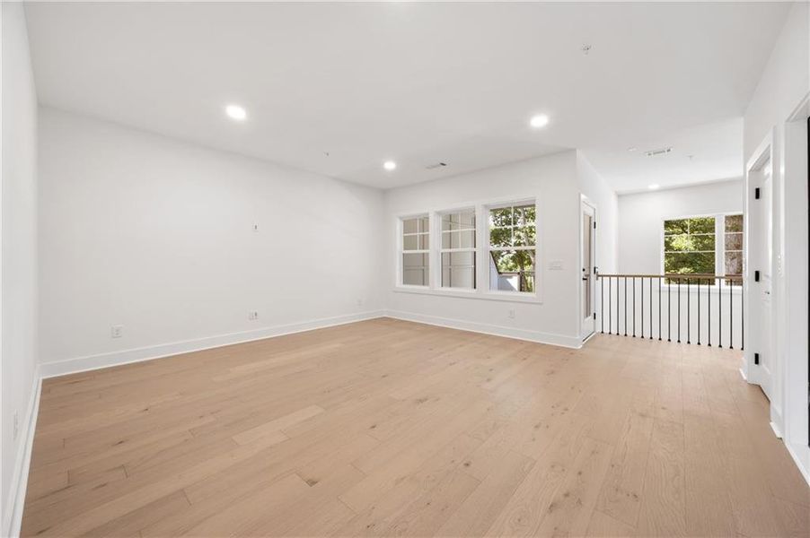 Spacious, unfurnished interior of a new home in , Atlanta (Image 48). Spacious, unfurnished interior of a new home in , Atlanta (Image 48).