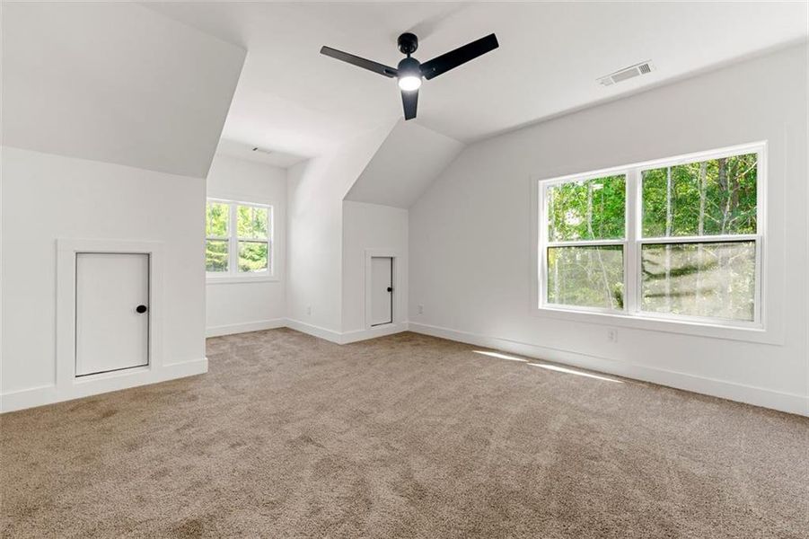 Spacious, unfurnished interior of a new home in , Jefferson (Image 20).