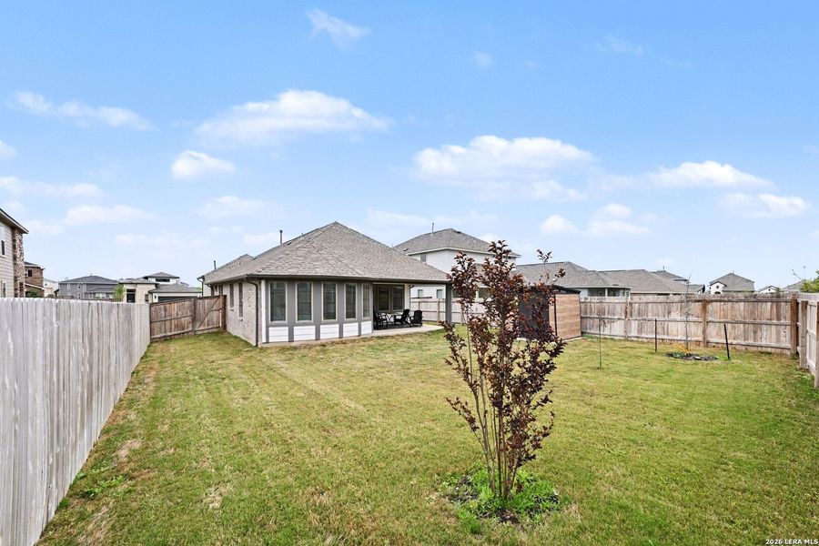 Exterior details and patio area of a home in The Parklands, Schertz (Image 3).