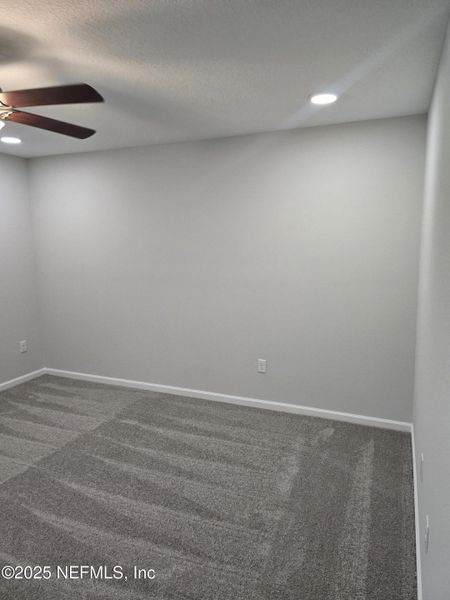 Spacious, unfurnished interior of a new home in , Jacksonville (Image 19).
