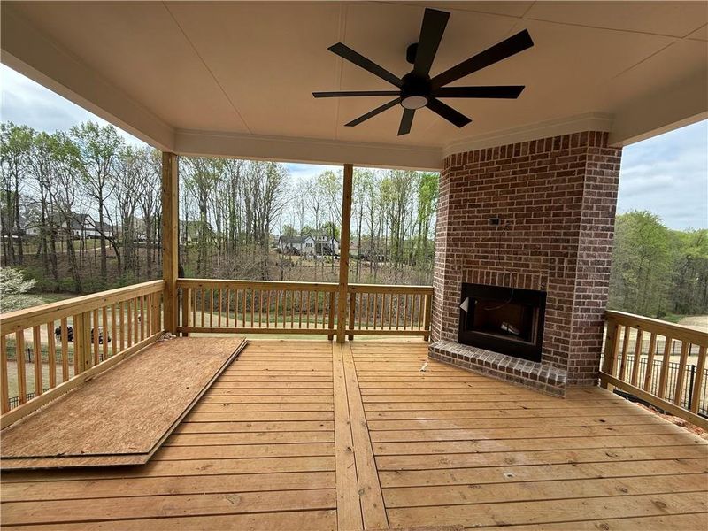 Exterior details and patio area of a home in , Jefferson (Image 3).