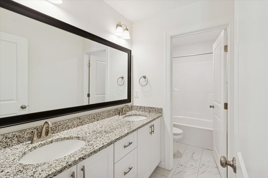 Furnished interior view inside a new home in Crawford Creek, Grovetown (Image 9).
