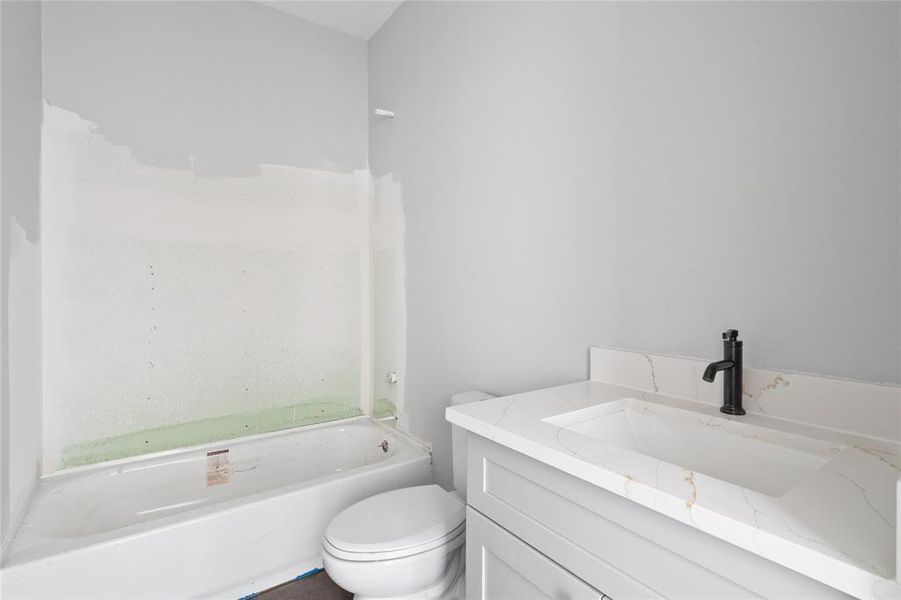 Furnished interior view inside a new home in , Gatesville (Image 4).