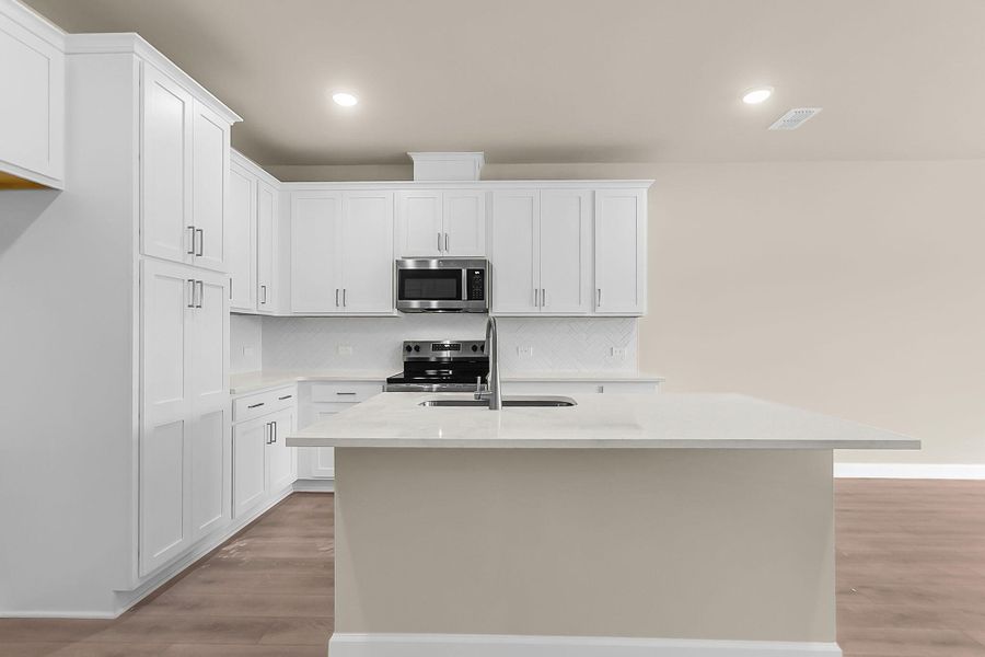 Furnished interior view inside a new home in , Ravenel (Image 6).