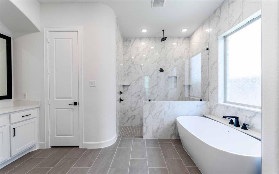 Furnished interior view inside a new home in Inspiration, Lucas (Image 8). Furnished interior view inside a new home in Inspiration, Lucas (Image 8).