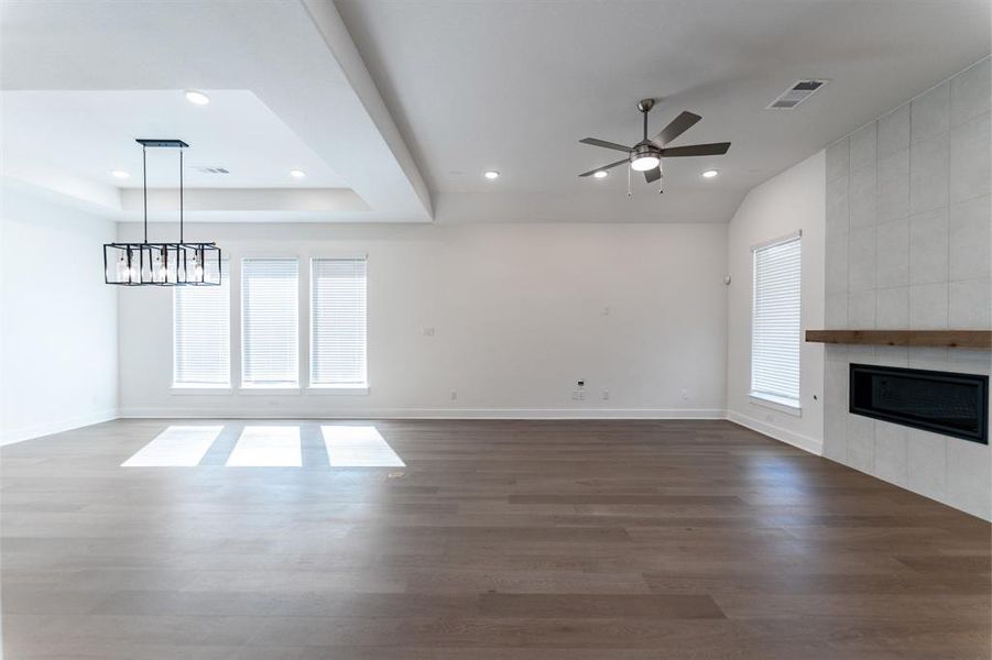 Spacious, unfurnished interior of a new home in Sonoma Verde, Rockwall (Image 17).