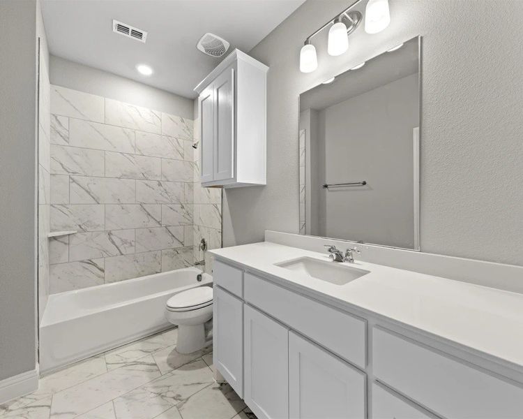 Representative furnished interior of a home built from the Nevada by BLUEHAVEN Homes in Lakepointe, Lavon (Image 7).