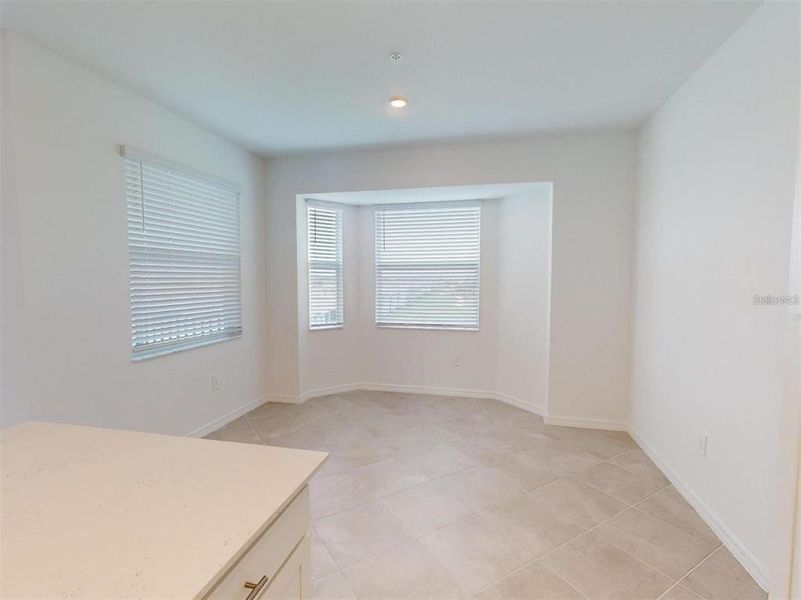 Spacious, unfurnished interior of a new home in , Venice (Image 24).