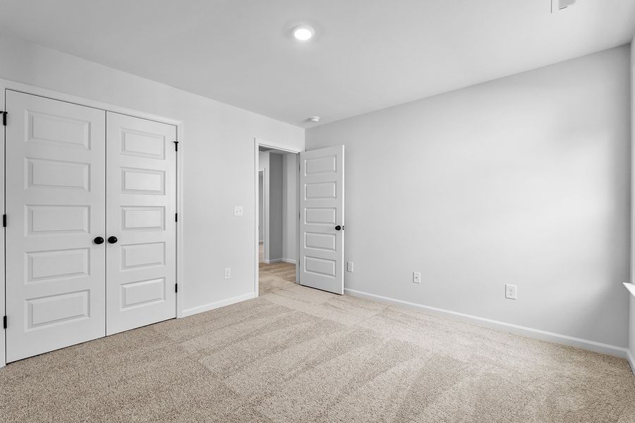 Spacious, unfurnished interior of a new home in Brooke Hill, Lewisville (Image 41). Spacious, unfurnished interior of a new home in Brooke Hill, Lewisville (Image 41).