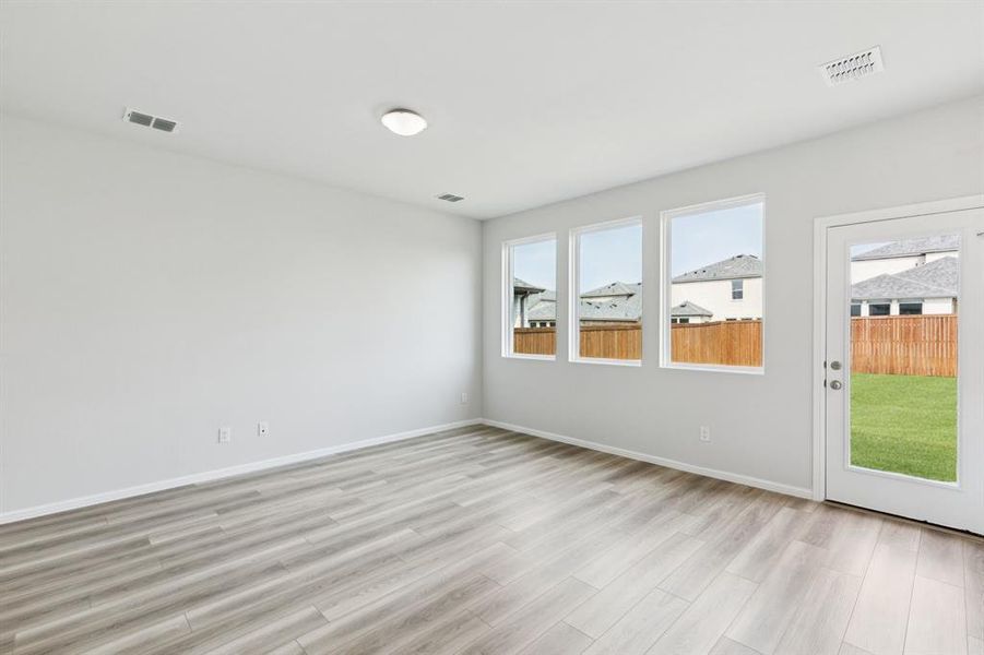Spacious, unfurnished interior of a new home in Bellagio, Forney (Image 24). Spacious, unfurnished interior of a new home in Bellagio, Forney (Image 24).