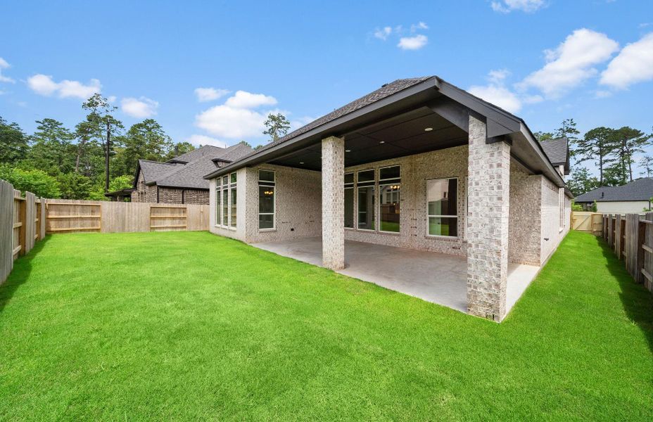 Exterior details and patio area of a home in , Magnolia (Image 23).