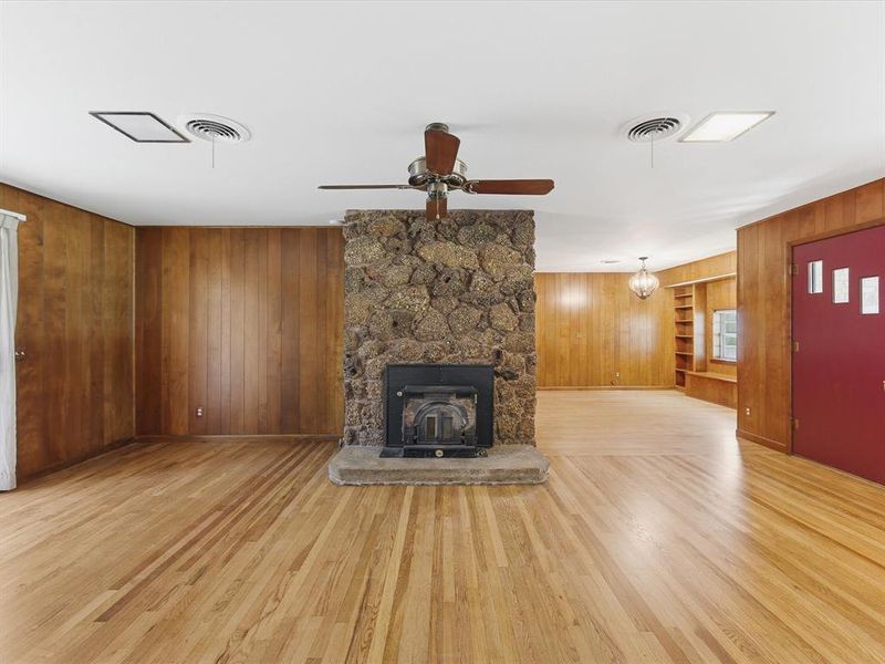 Image 34 of a home in .