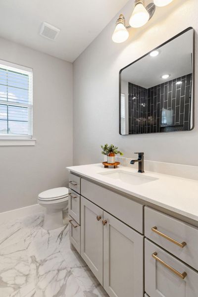 Furnished interior view inside a new home in , Bryan (Image 14).