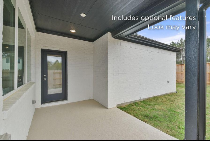 Exterior details and patio area of a home in , Montgomery (Image 3).