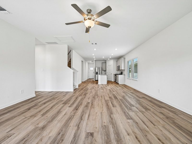 Spacious, unfurnished interior of a new home in Prairie Winds - Reserve Collection, Hutto (Image 11).