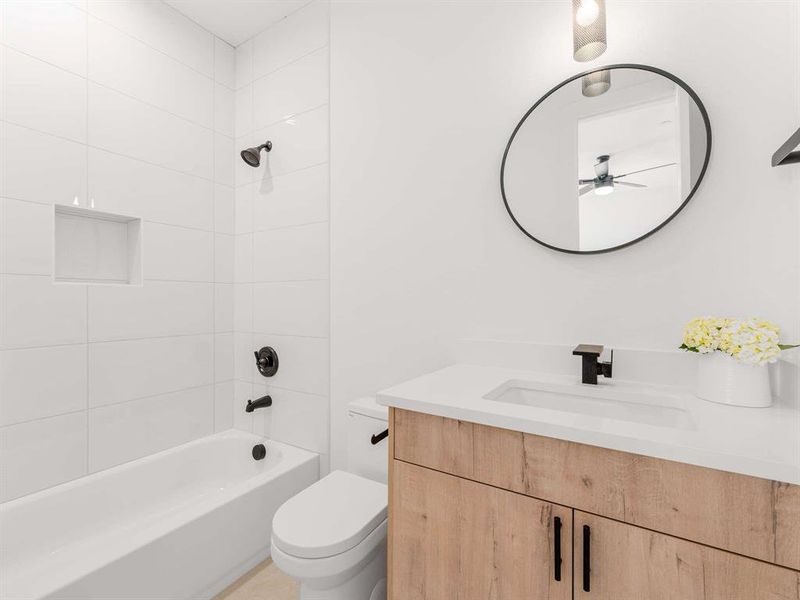 Furnished interior view inside a new home in , Dallas (Image 13).