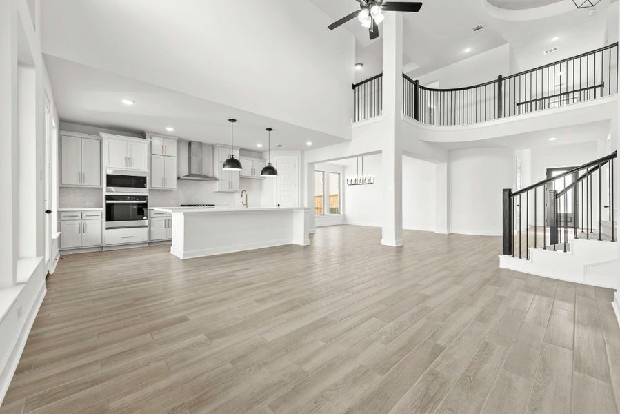 Representative image. Features, specifications, selections and colors may vary.