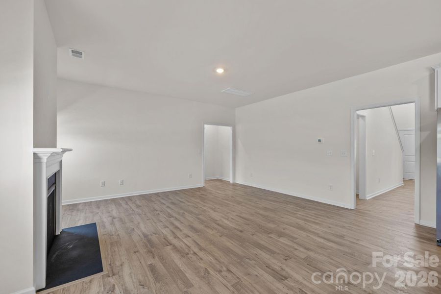 Spacious, unfurnished interior of a new home in McFarland Estates, York (Image 29).