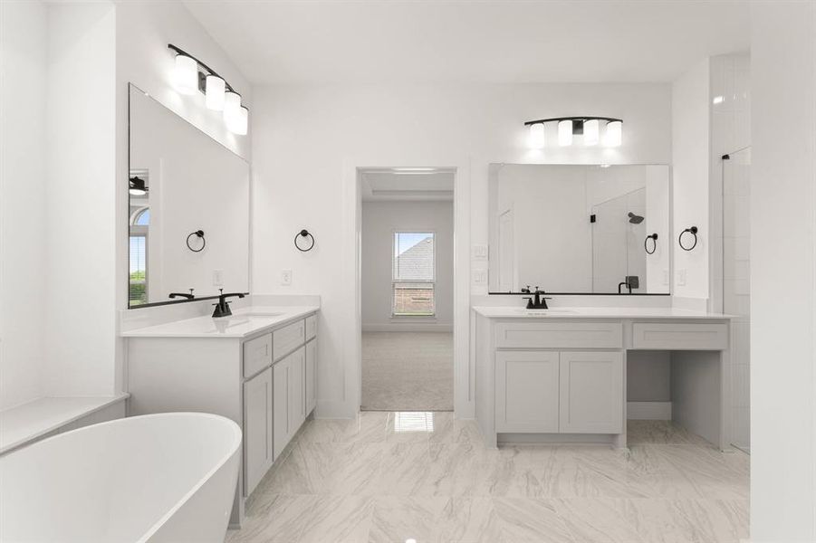 520 Elias-Primary Suite-3