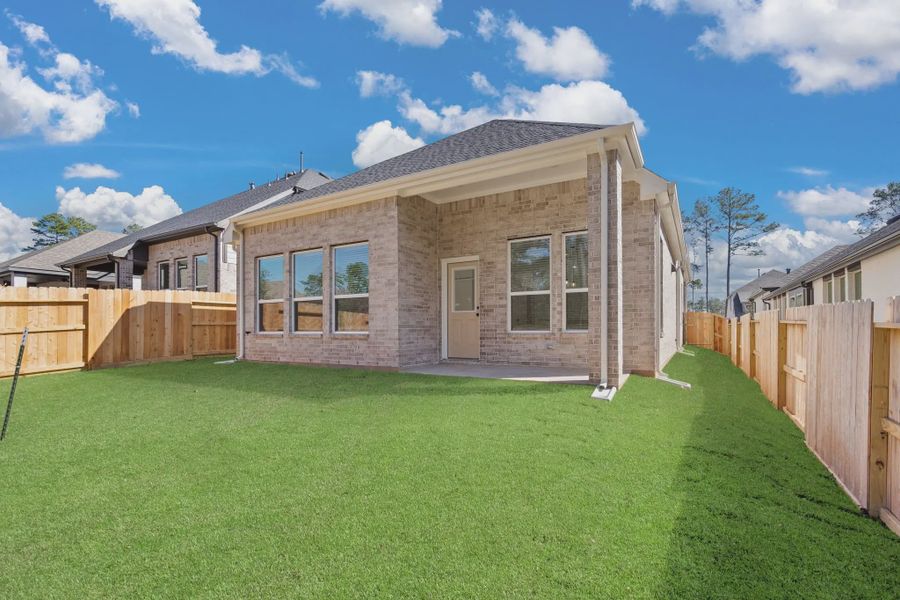 Representative exterior details of a home built from the Toronto by Chesmar Homes in Stillwater Ranch, Buda (Image 3).