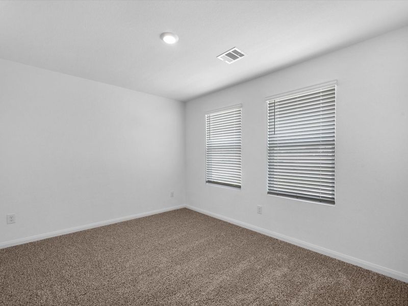 Spacious, unfurnished interior of a new home in William Trails, Willis (Image 13).